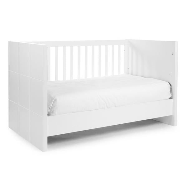 Cuddleco Quadro 2 Piece - Cot Bed and Dresser Set