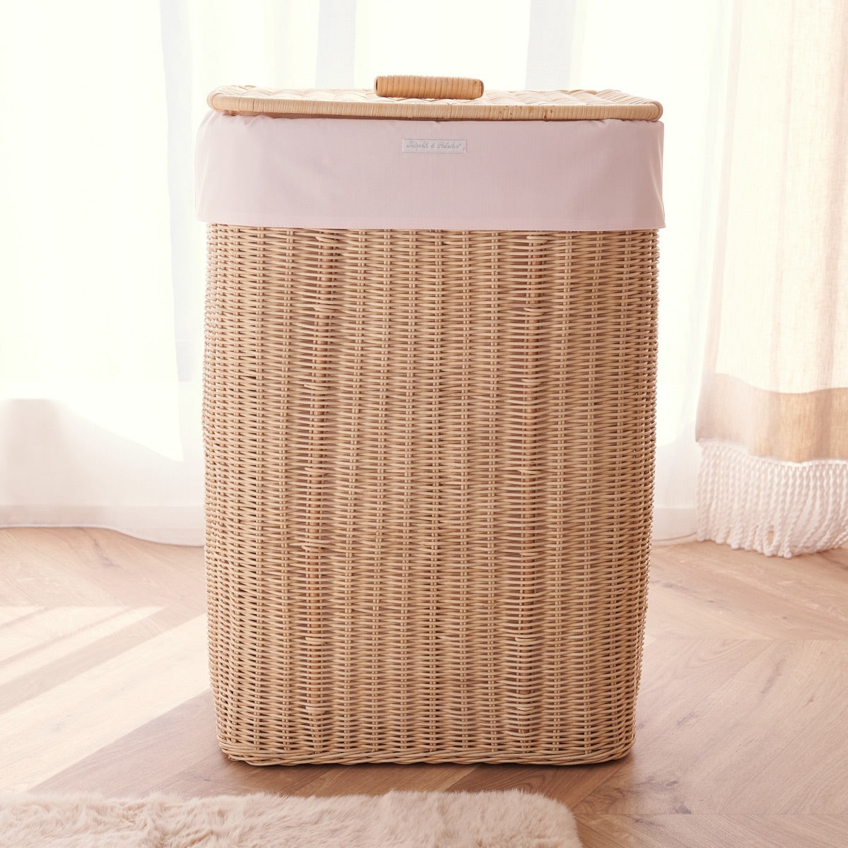 Theophile & Patachou Rectangular Natural Wicker Basket and Cover - Cotton Pink