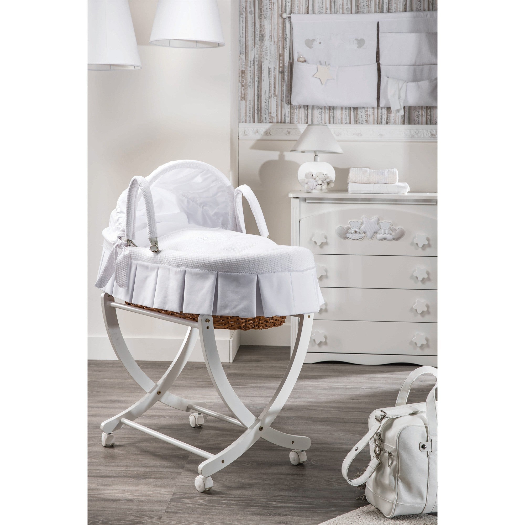 Moses Basket Nanny in White